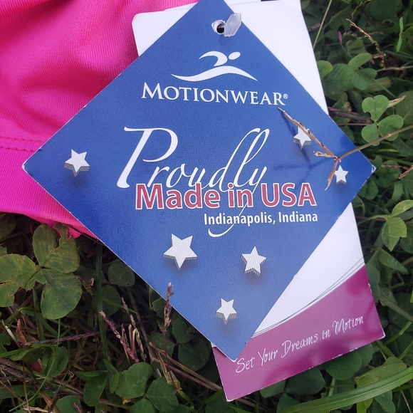 BNWT Motionwear Sports Bra/Top - Picture 3 of 4